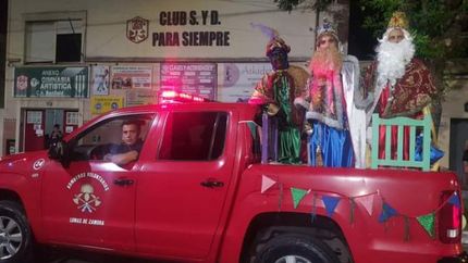 Los Reyes, con ayuda de los bomberos, recorrerán las calles.