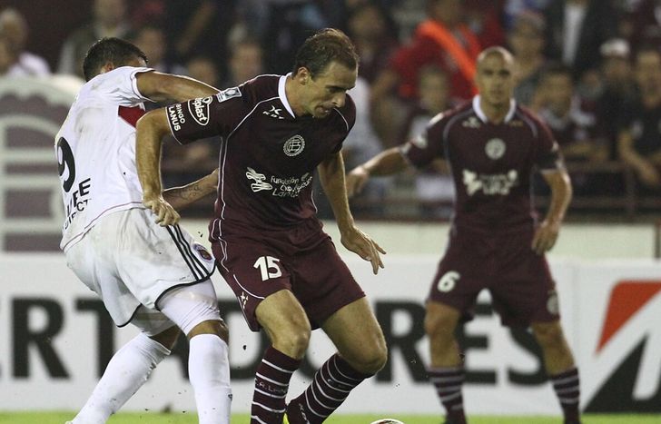 Lanús eliminó a Caracas en 2014.