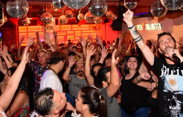 Mi Club sigue apostando al amor y a que se formen parejas en sus pistas de baile.