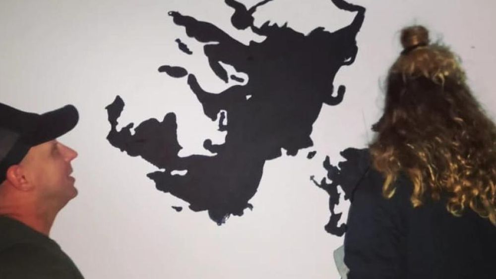 Siguen malvinizando cada sector de Lomas.