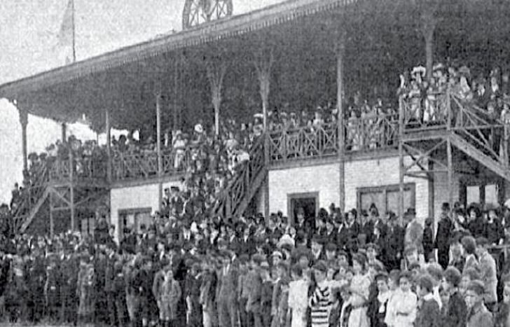 El éxito del hipódromo. Una imagen vale más que mil palabras.