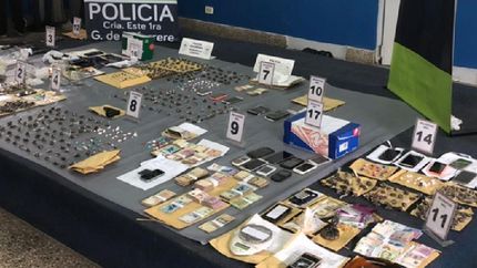 cayo una banda narco: escondian la droga en celulares