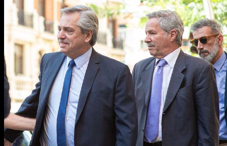 Felipe Solá acompañó a Alberto Fernández y se perfila como canciller.