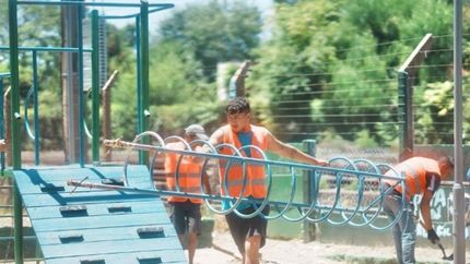 con obras y arreglos, renuevan mas plazas en lomas de zamora