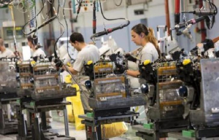 La industria sigue siendo el rubro más afectado.