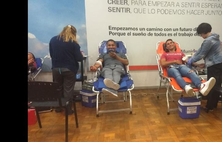 felices de ayudar a salvar vidas.