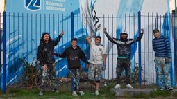 El grupo no dudó en ayudar a Julio y su familia. El colectivo pidió que los vecinos se unan a la causa solidaria.
