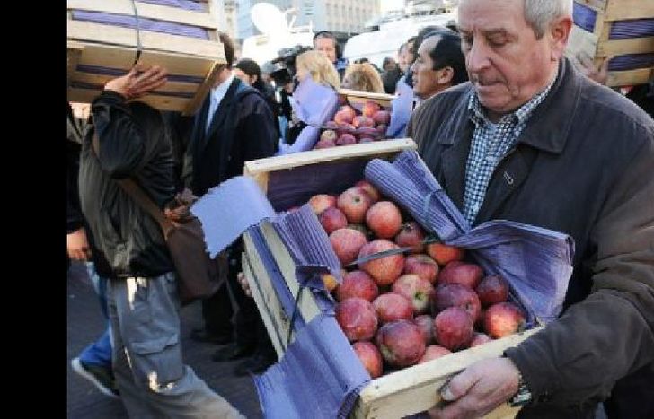 fruta plaza de mayo 1