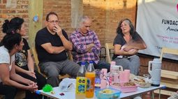 Las familias que se dedican a abrigar estarán presente durante el encuentro en el teatro de Banfield.