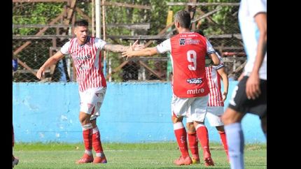 pereira: ?cavalieri ya me transmitio su deseo de que siga en el club? pereira: ?cavalieri ya me transmitio su deseo de que siga en el club?