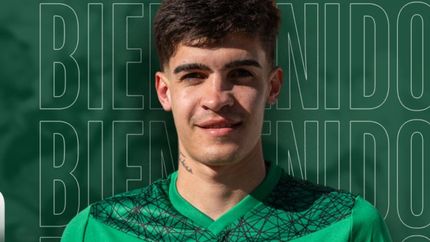 Gabriel Vega jugará a préstamo en Banfield. Gabriel Vega jugará a préstamo en Banfield.