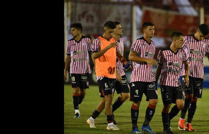 Los Andes, sin margen para el error, juega en Campana.