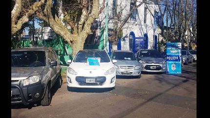 detienen una banda que hacia entraderas y a una policia por intento de coima para liberarlos