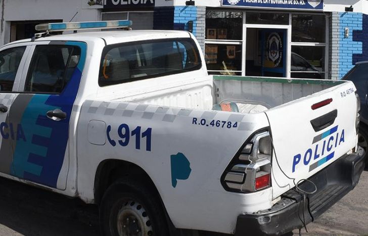 La Policía allanó dos viviendas en el marco de la causa.