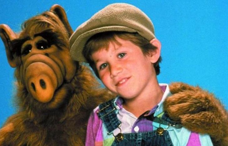 El actor junto a ALF.