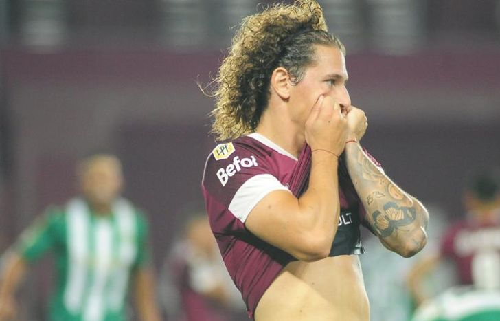 Lanús le vende a Luciano Boggio a Nacional y tiene casi cerrado a un mediocampista de Boca.