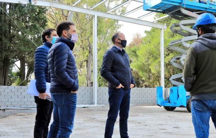 Insaurralde recorrió los trabajos en el predio.