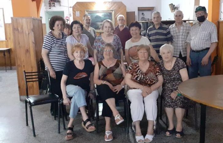 El reencuentro de los socios. Felicidad absoluta.