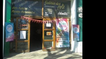 muestra artistica en el galpon de banfield