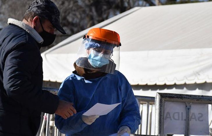 El avance de la campaña de vacunación fue clave.