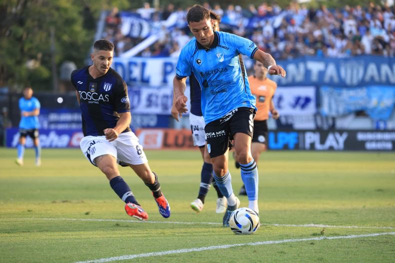 El Gasolero no puede con el Lechero en Ezeiza. El Gasolero no puede con el Lechero en Ezeiza.