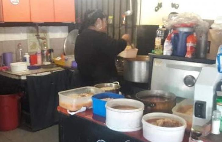 En plena cocción de los alimentos.