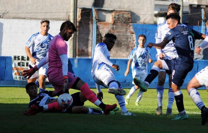 Leaños aportó un gol en la temporada: fue en el 1 a 1 ante Midland.