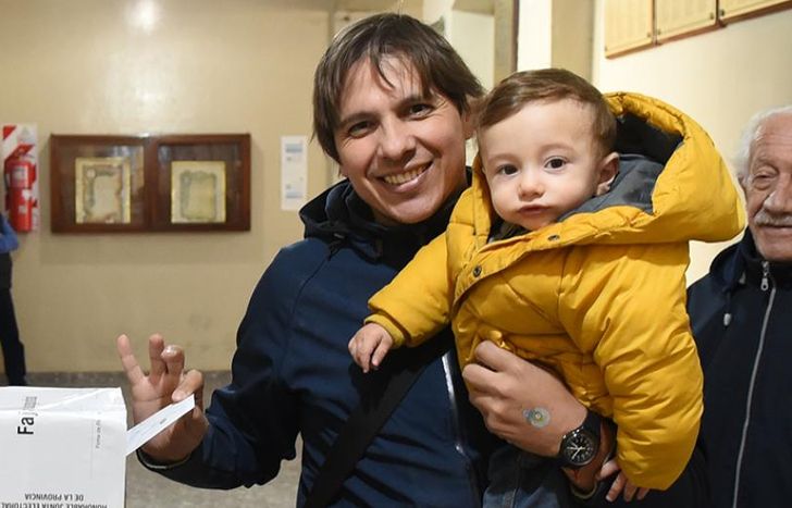 La primera votación juntos.