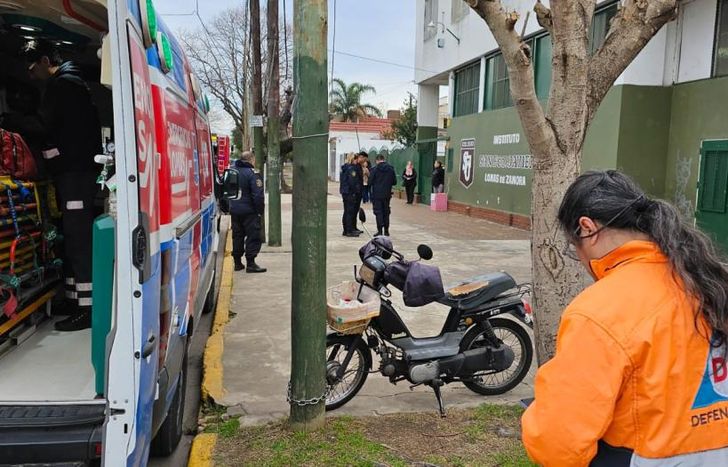 La zona estuvo poblada por las autoridades que asistieron de forma preventiva.