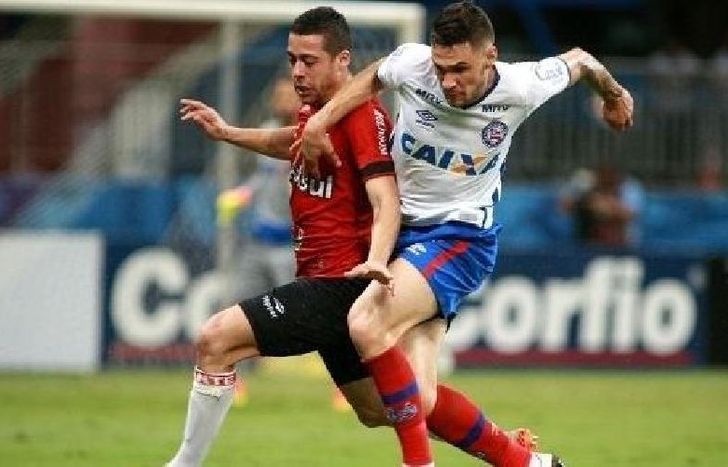 El brasilero Tiago se suma al plantel de Lanús para reforzar la zaga central.