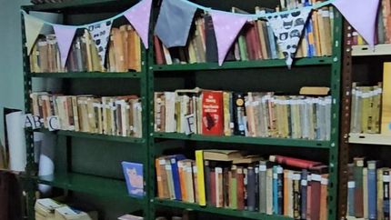 La biblioteca tiene una importante colección de libros de marinos mercantes y estudiosos de la costas atlántica.