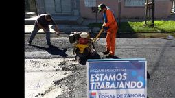 La pavimentación con concreto asfáltico se llevó a cabo en más de 50 frentes.