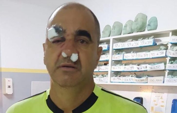 Así dejó al árbitro.