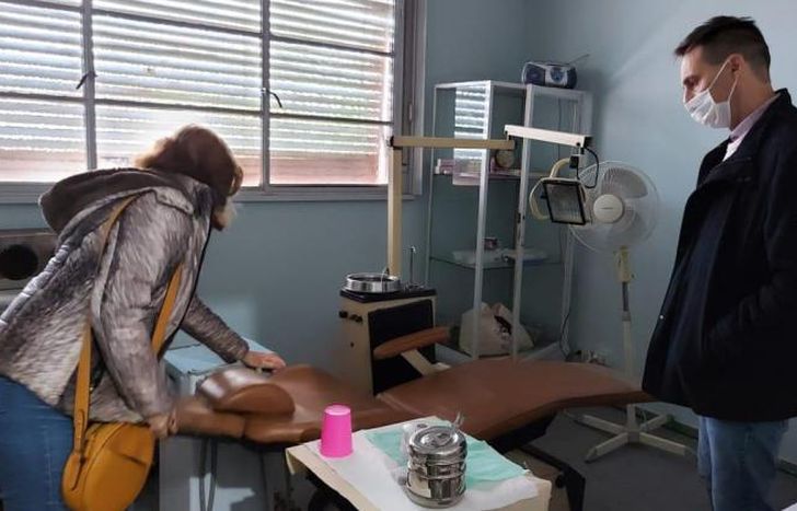 Gran parte del material entregado es de odontología.