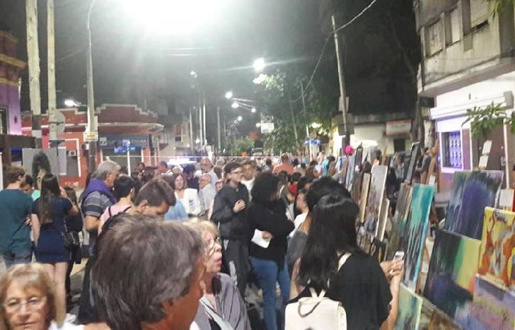Habrá música y arte en vivo.