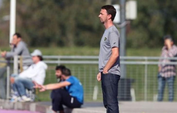 De Stefano quiere quedar en la historia de Lomas.