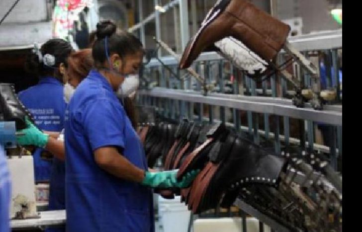 la fabricación de calzado quedó exceptuada del aislamiento.