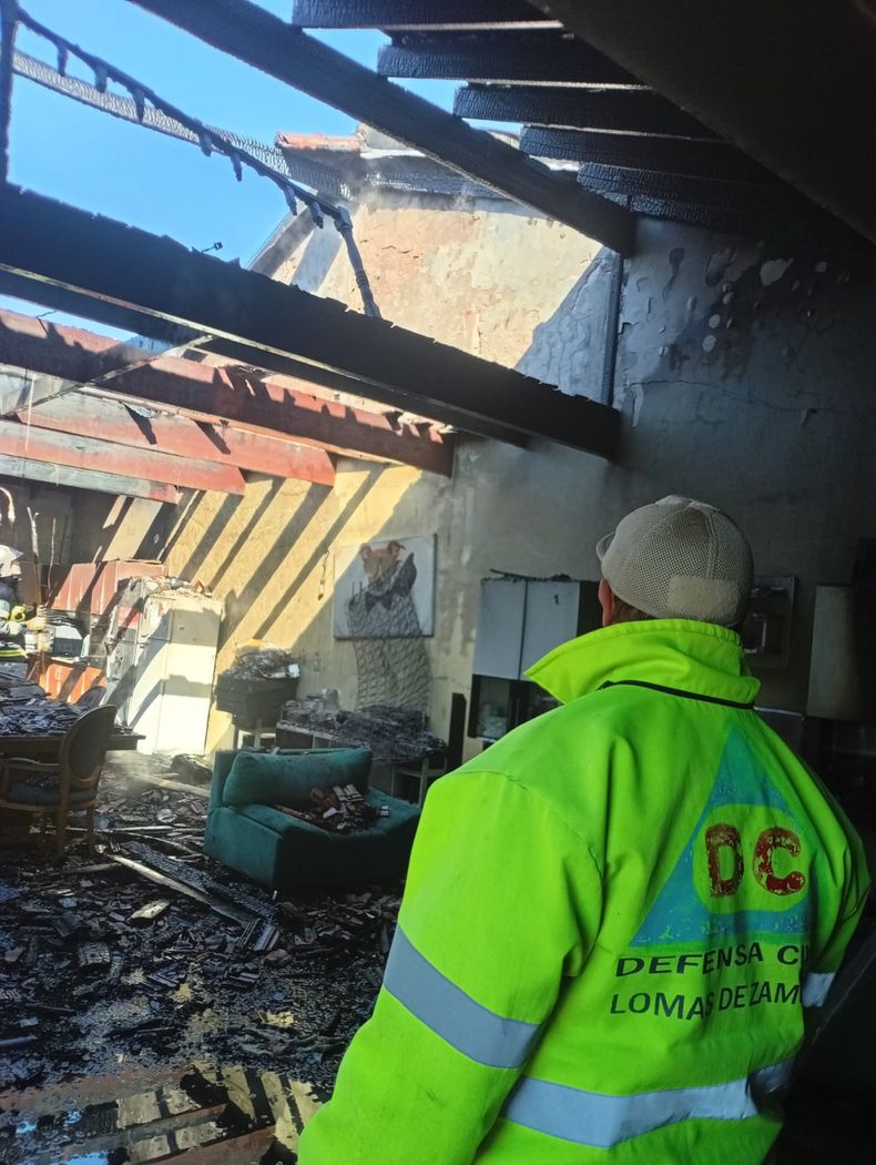 As&iacute; qued&oacute; la casa tras el incendio.