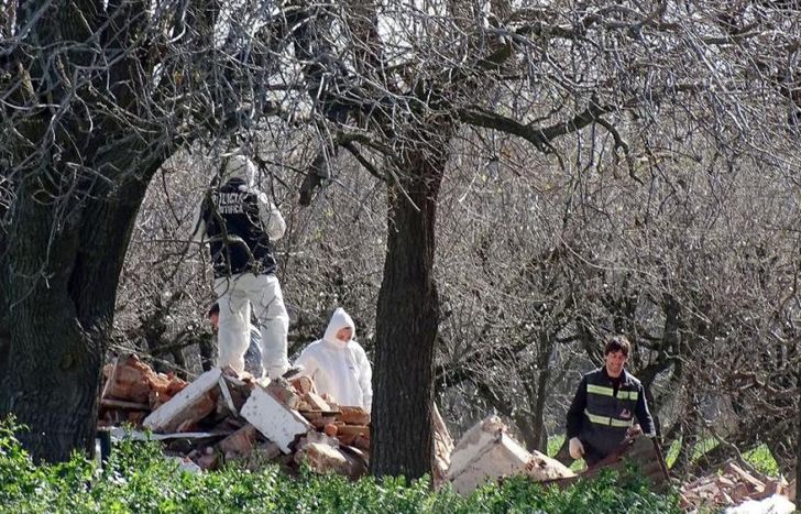 Inspección en el predio donde se cree que mataron a Pérez Algaba.