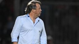 Zielinski analiza tres variantes.