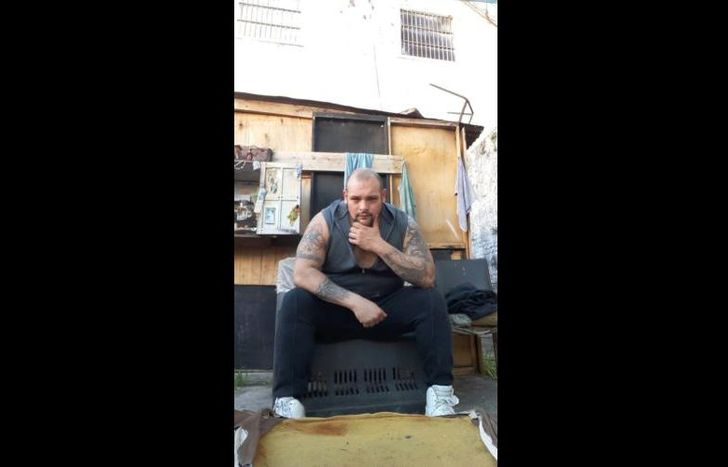 “para mí no hay papeles chicos”, asegura.