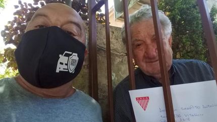 Los Andes reconoció al socio vitalicio y modelo viviente. Los Andes reconoció al socio vitalicio y modelo viviente.