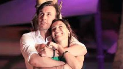 se casa pampita