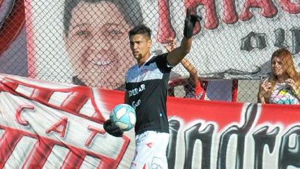 El arquero se va a préstamo a Sportivo Desamparados.