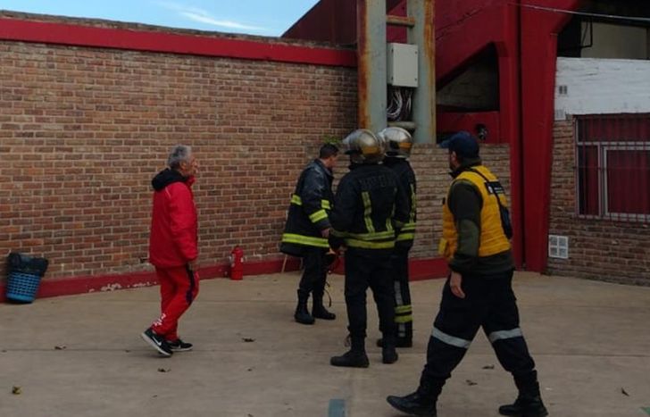 El incendio ocurrió durante el entretiempo.