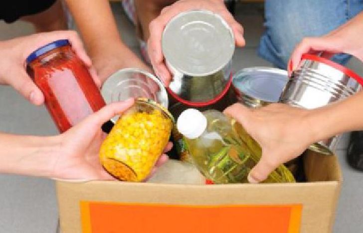 para llevar a un merendero de Echeverría y otro de Lomas.