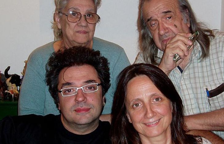 La familia Vitale: Lito, Liliana y sus padres.