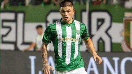 Aaron Quirós, nuevo jugador de Vélez.