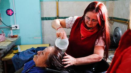 Peluquería es uno de los cursos con mayor salida laboral.