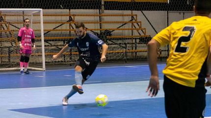 En Temperley, Cepeda es el capitán del equipo de Primera.